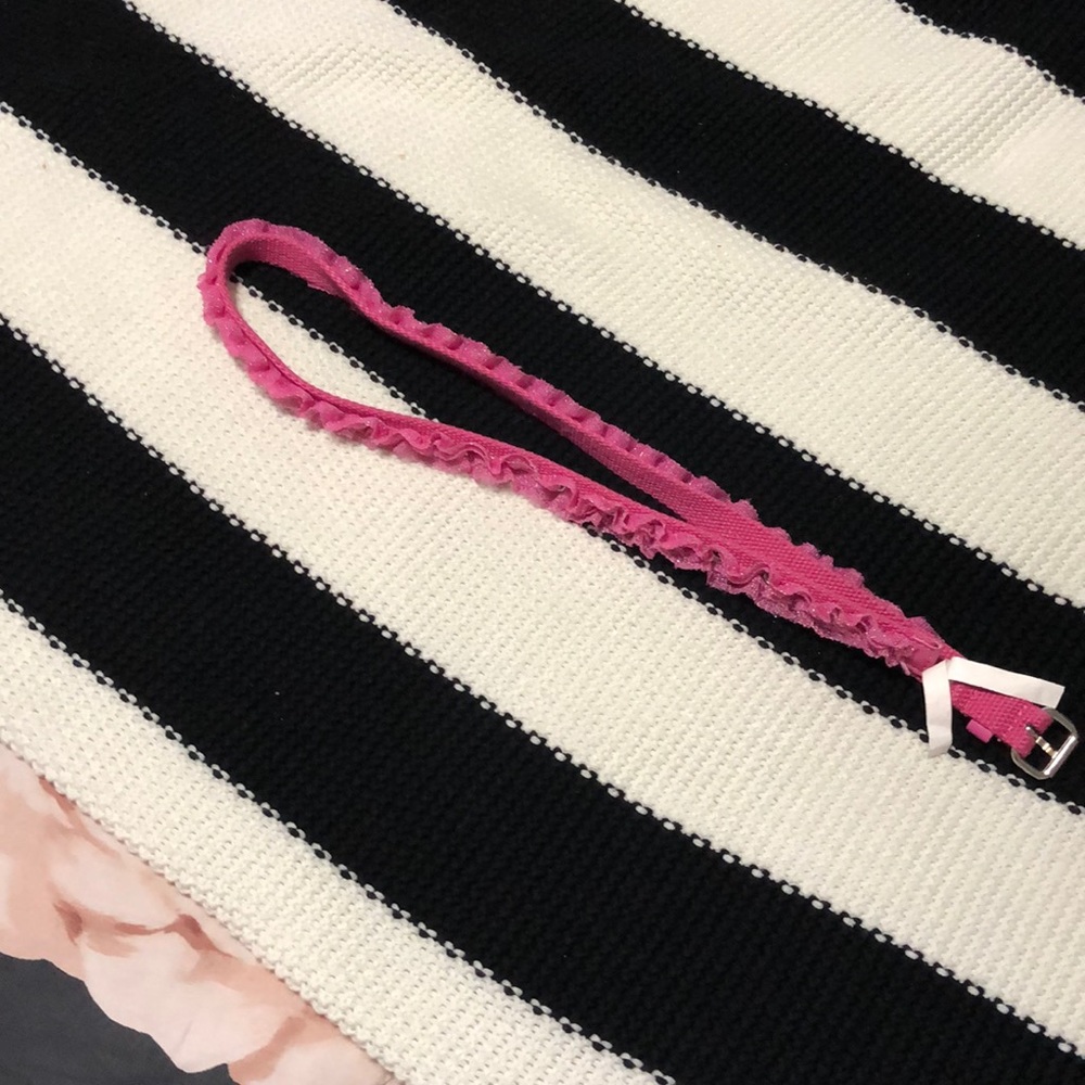 Pink sparkle belt